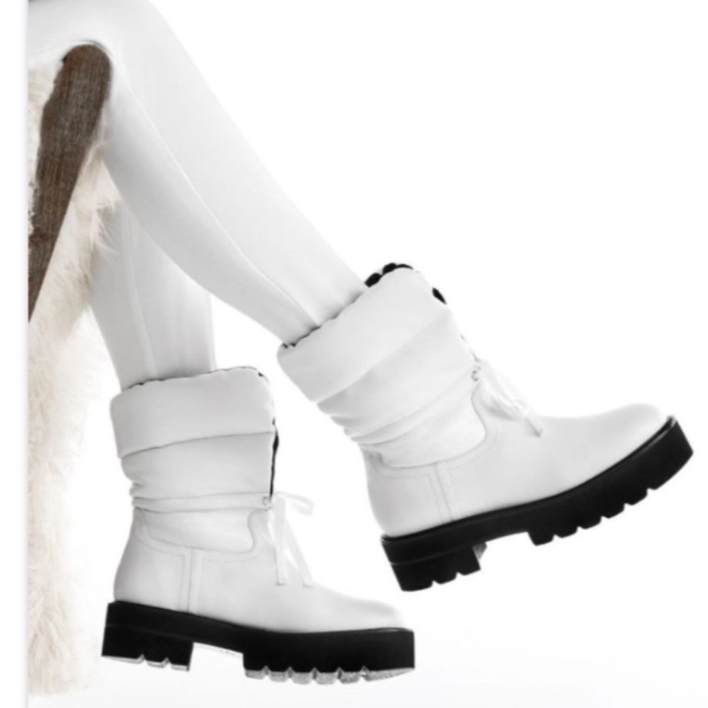 Stuart Weitzman White LeatherHydro Chiff Calf Ankle Winter Boots SZ 6/36